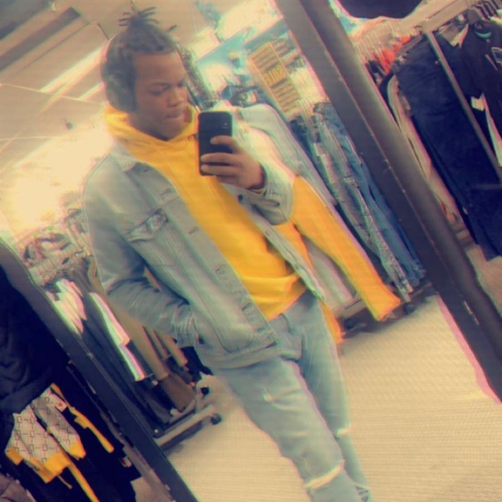 Meet your Posher, Chris